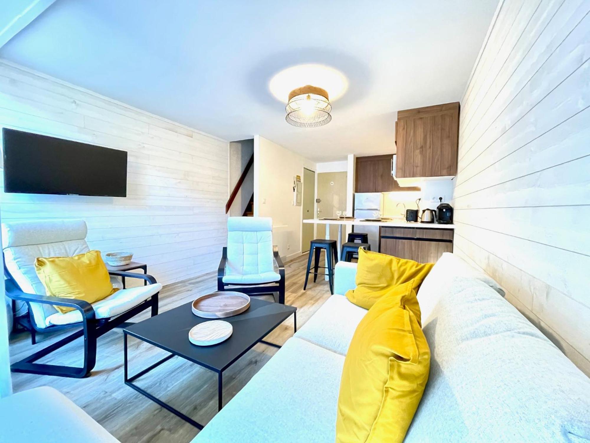 Apartment Centre Village 3 Avec Terrasse Jusqu'a 6 Personnes Saint-Lary-Soulan